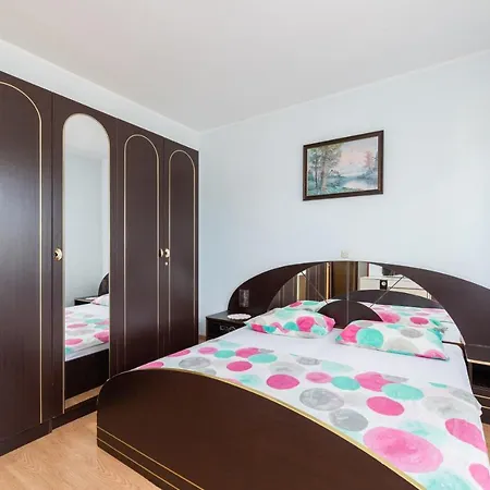 Apartment Petelin *
