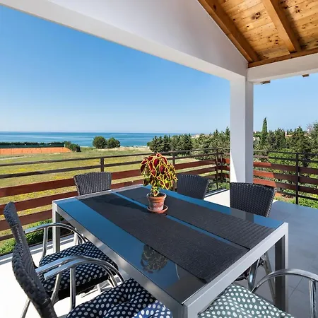 Petelin Apartment Novigrad (Istria)