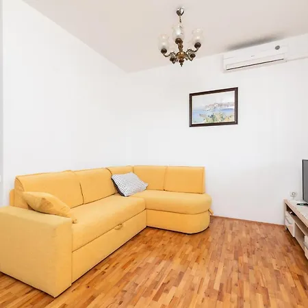 Petelin Apartment Novigrad (Istria)