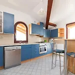 Petelin Novigrad (Istria)