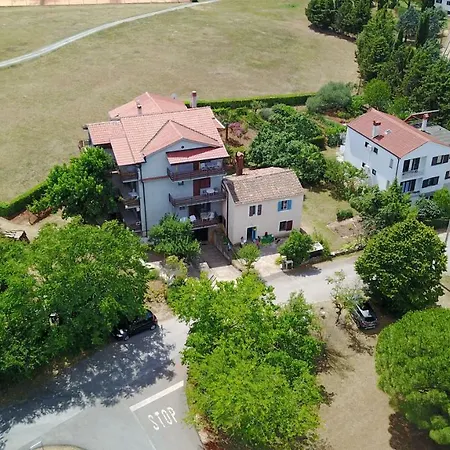 Apartman Petelin *
